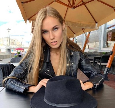 Алиса, Г. Октябрьский