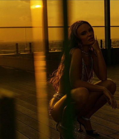 Эмма, Г. Октябрьский